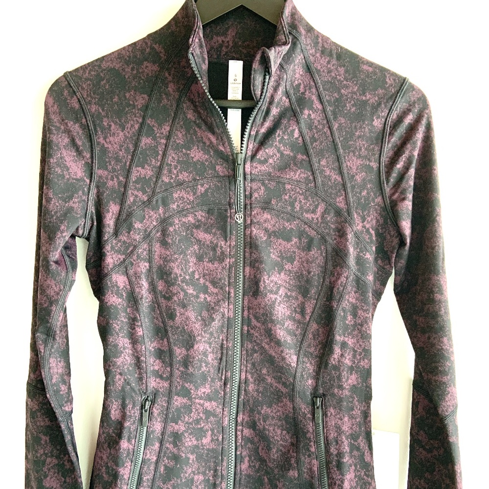 LULULEMON Define Jacket 6 NWT INCLUDES LULU BAG